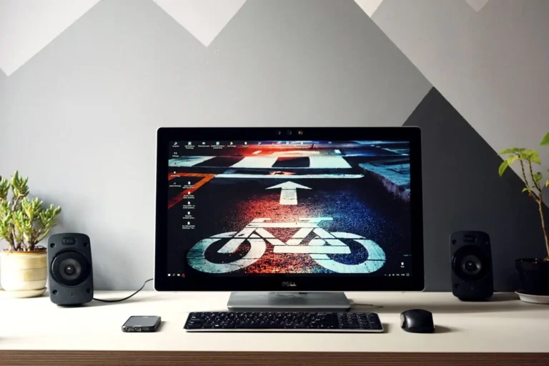 Fond d&rsquo;écran 4K sur PC : choisir et l&rsquo;installer sans fausse note