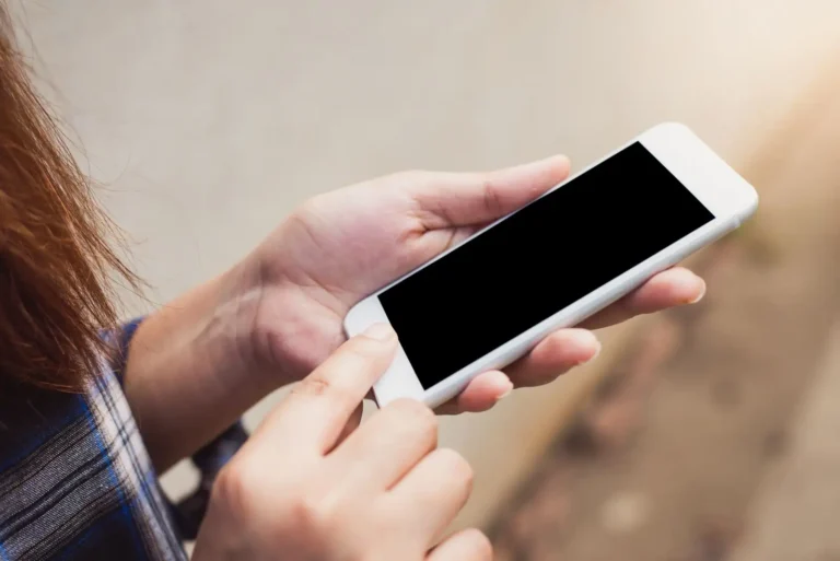 Identifiant smartphone : trouver l&rsquo;IMEI et le numéro de série