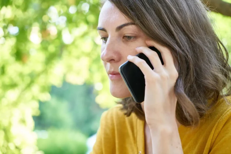 iPhone : vous n&rsquo;entendez qu&rsquo;en haut-parleur, voici quoi faire