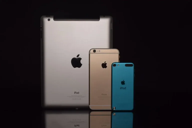 iPhone : l&rsquo;histoire d&rsquo;une révolution, étape par étape