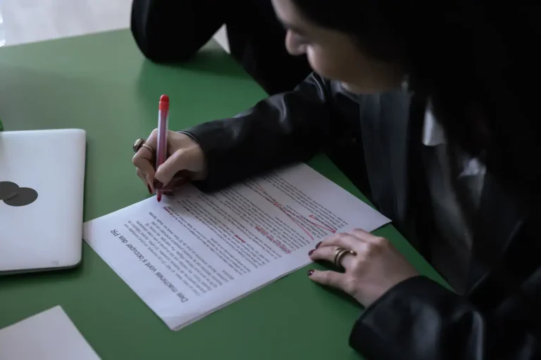 ChatGPT et l&rsquo;orthographe : corriger un texte sans le laisser réécrire
