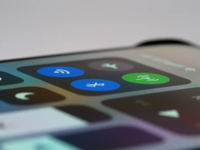 iPhone détectable : ce que l&rsquo;appareil révèle, et ce qu&rsquo;il détecte pour vous