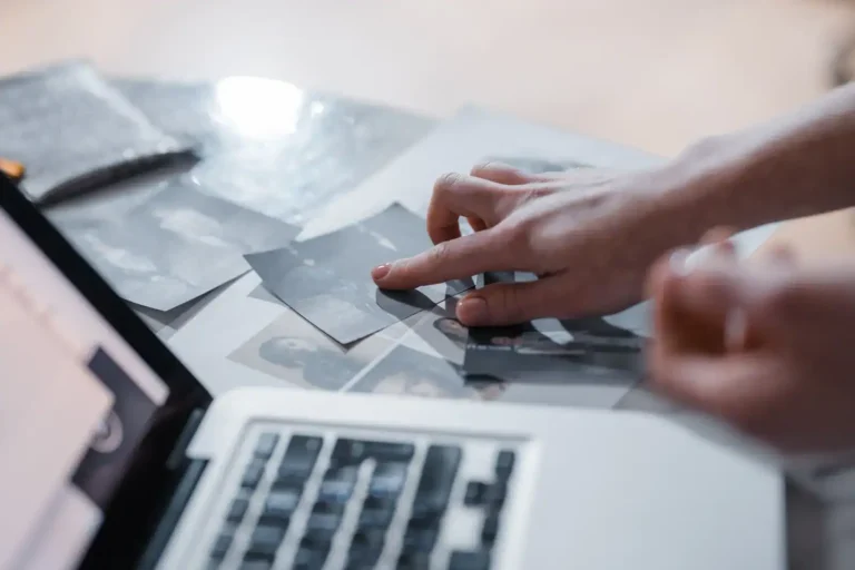Stockage photos gratuit illimité : ce qui existe vraiment en 2026